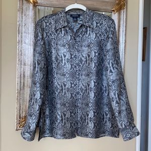 100% silk blouse Jones New York Signature